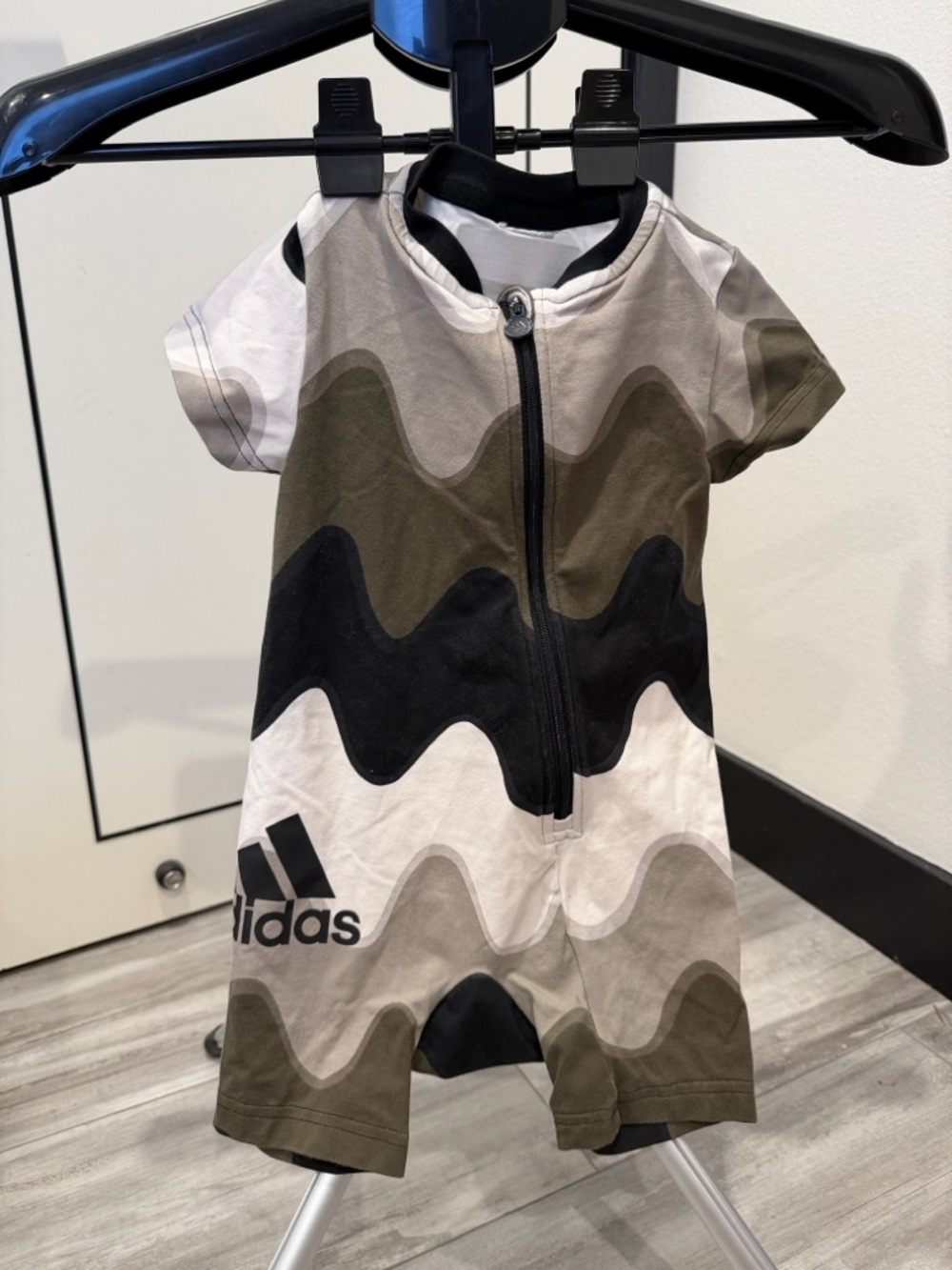 adidas Kids Wave-Print One-Piece Romper in Olive, Black, Cream